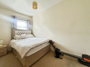 Master Bedroom - click for photo gallery